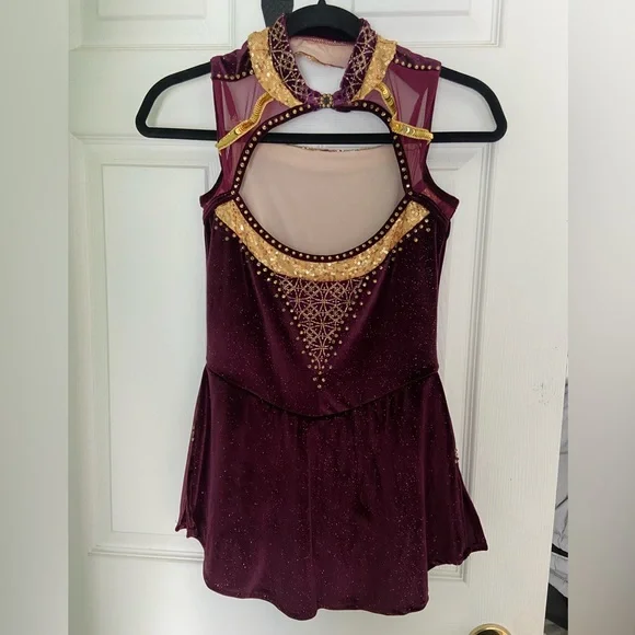 Skating dress - Picture 2 of 3